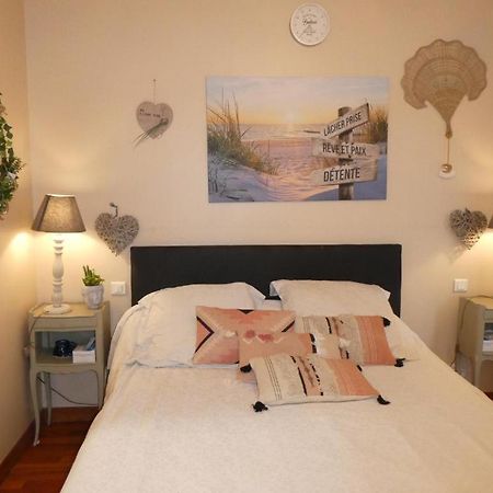Chambre Le Mas D'Adelice Taulignan Экстерьер фото